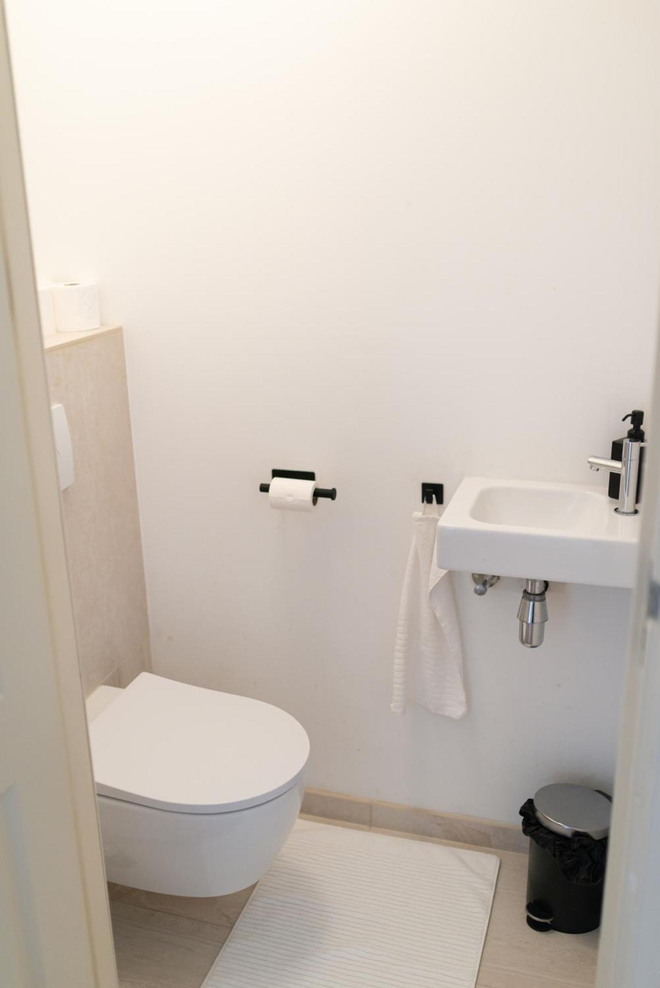 Canal View Apartment 암스테르담 외부 사진